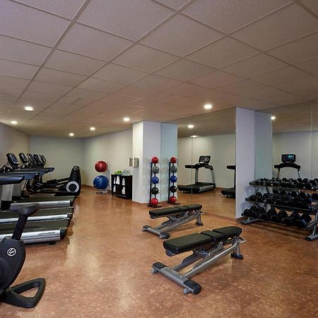 Отель Ithaca Marriott Downtown On The Commons Экстерьер фото