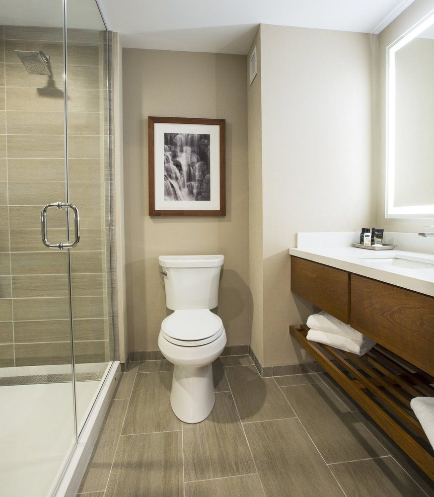 Отель Ithaca Marriott Downtown On The Commons Экстерьер фото